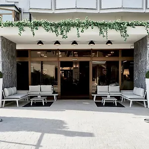 Hotel Rouge International